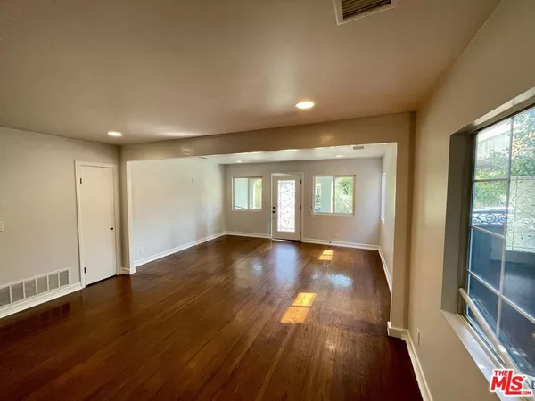 2 bedrooms apartment for rent in Mid Wilshire - Central Los Angeles, Los Angeles