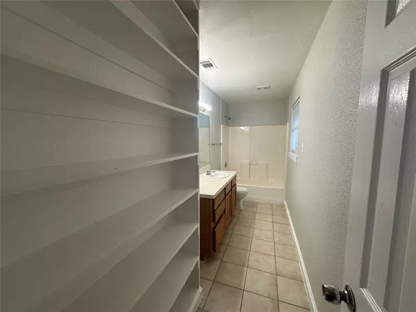 3 bedrooms apartment for rent in Cedar Crest - Se Dallas, Dallas