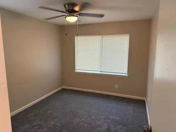 4 bedrooms apartment for rent in Wolf Creek - Sw Dallas, Dallas