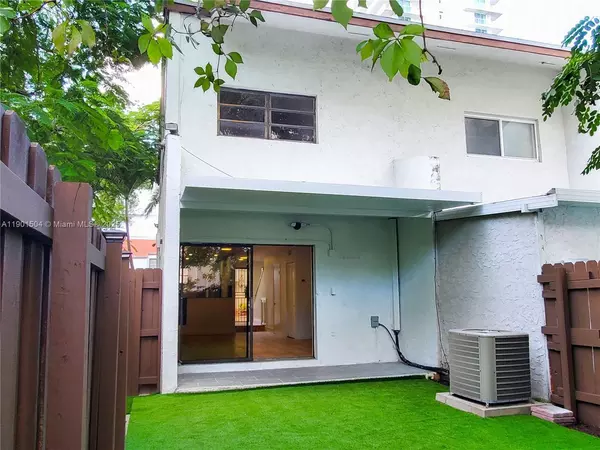 2 bedrooms apartment for rent in Allapattah - Miami, Miami