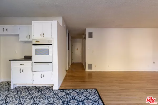 2 bedrooms apartment for rent in Mar Vista - Westside / South Bay, Los Angeles