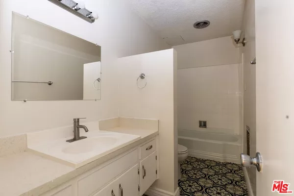 2 bedrooms apartment for rent in Mar Vista - Westside / South Bay, Los Angeles