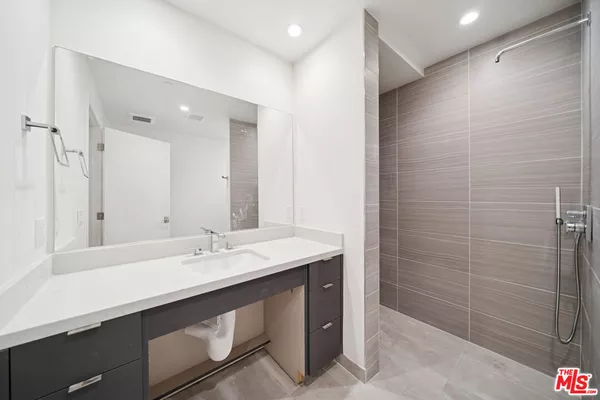 2 bedrooms apartment for rent in Pico Robertson - Westside / South Bay, Los Angeles