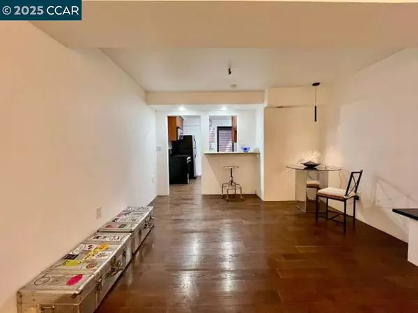 Studio Apartment for rent in Clarendon Heights - San Francisco, San Francisco