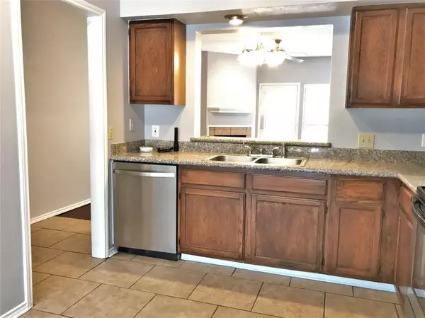 2 bedrooms apartment for rent in Lake Highlands - Ne Dallas, Dallas