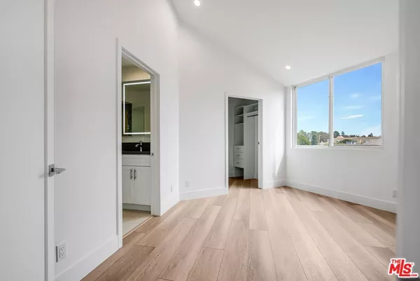 2 bedrooms apartment for rent in Brentwood - Westside / South Bay, Los Angeles