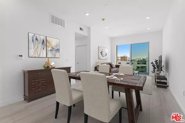 2 bedrooms apartment for rent in Sawtelle - Westside / South Bay, Los Angeles