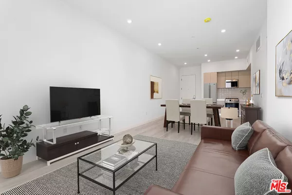 2 bedrooms apartment for rent in Sawtelle - Westside / South Bay, Los Angeles