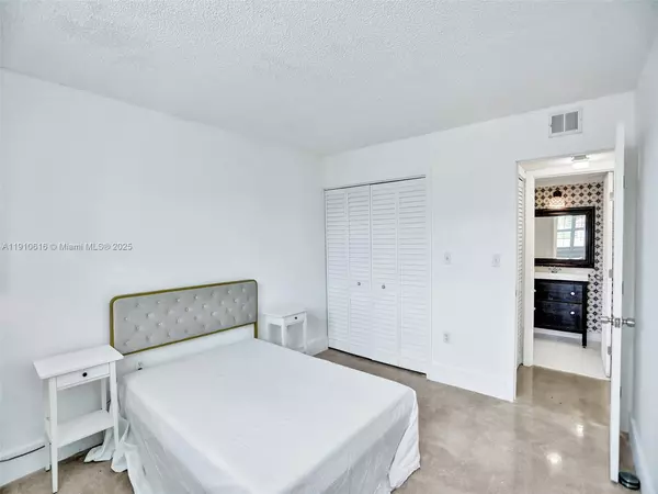 1 bedroom apartment for rent in Tamiami - Miami Dade, Miami