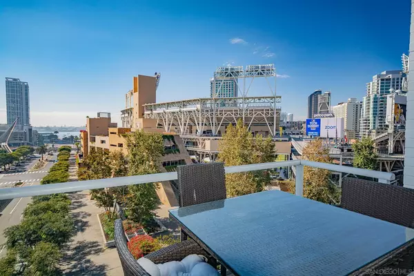 2 bedrooms apartment for rent in Gaslamp - Central SD, San Diego