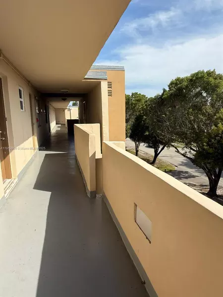 1 bedroom apartment for rent in North Miami Beach - Miami Dade, Miami