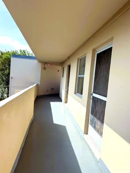 1 bedroom apartment for rent in North Miami Beach - Miami Dade, Miami