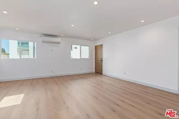 3 bedrooms apartment for rent in Mid City - Central Los Angeles, Los Angeles