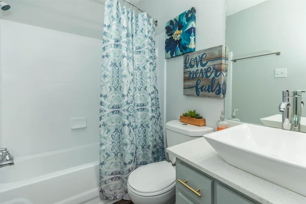 2 bedrooms apartment for rent in Woodlake/ Briar Meadow - West Houston, Houston