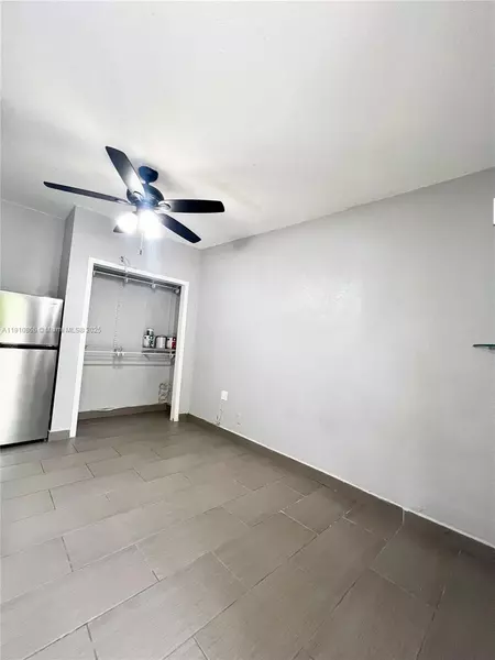 Studio Apartment for rent in Coral Way - Miami, Miami