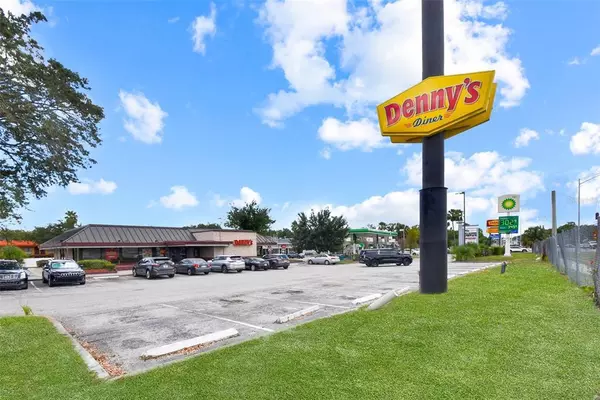 Studio Apartment for rent in Cedar Hills - Westside, Jacksonville