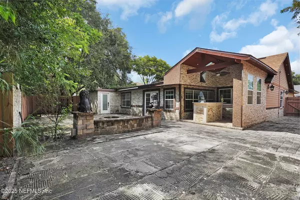 4 bedrooms apartment for rent in Crystal Springs - Westside, Jacksonville