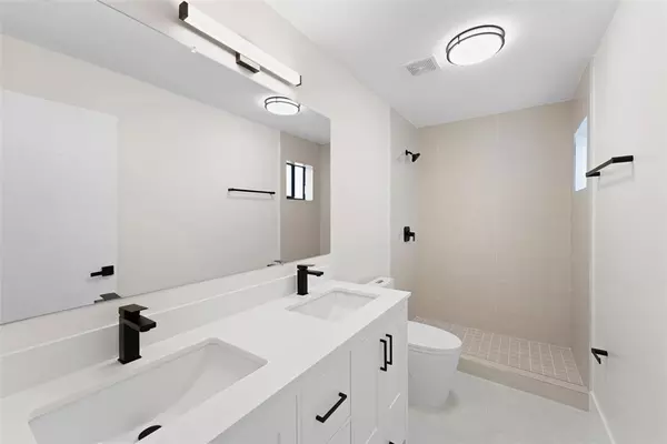 3 bedrooms apartment for rent in Brownsville MIA - Miami Dade, Miami