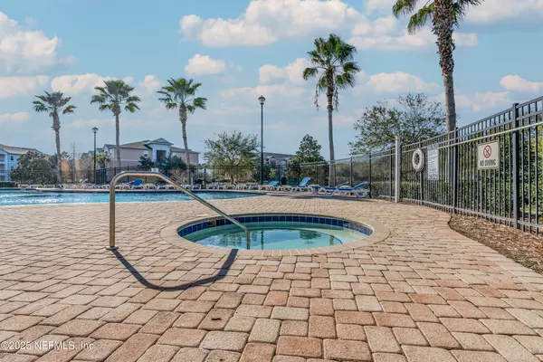 2 bedrooms apartment for rent in Deerwood - Southside, Jacksonville