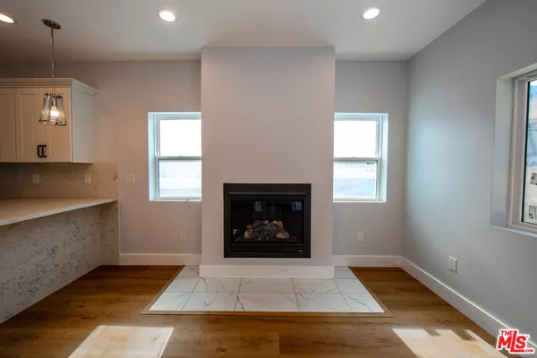 3 bedrooms apartment for rent in Mid City - Central Los Angeles, Los Angeles