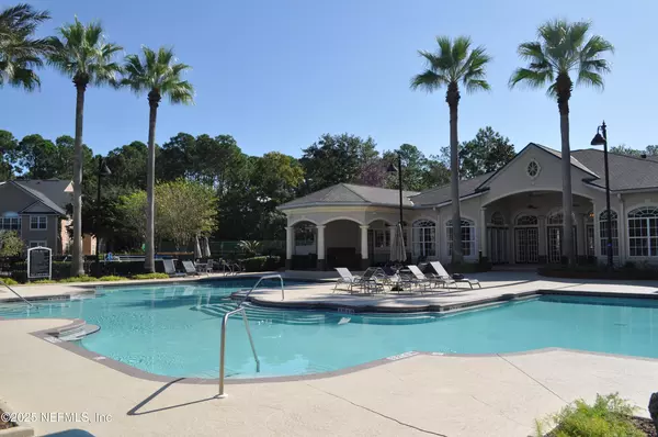 2 bedrooms apartment for rent in Sans Pareil - Beaches, Jacksonville