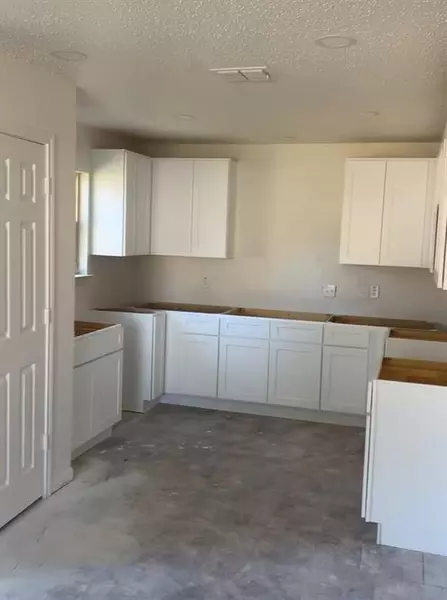 3 bedrooms apartment for rent in Bonton - Se Dallas, Dallas