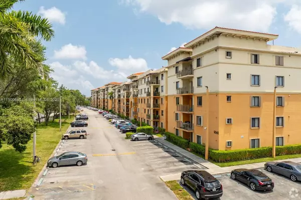3 bedrooms apartment for rent in Westchester FL - Miami Dade, Miami