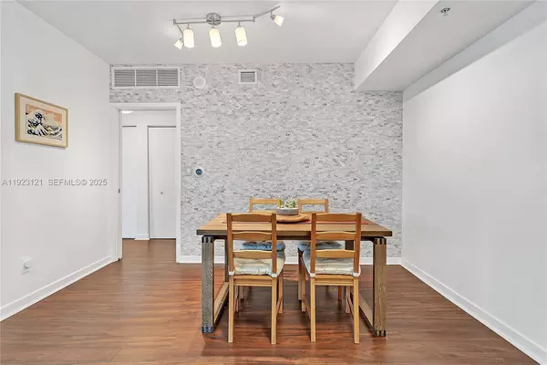 2 bedrooms apartment for rent in Downtown Miami - Miami, Miami