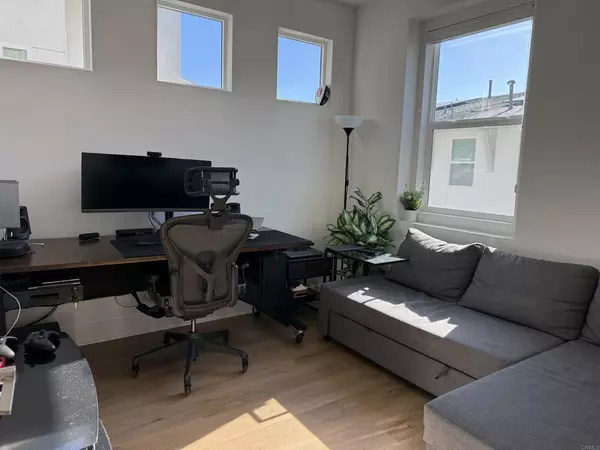 3 bedrooms apartment for rent in Sorrento Valley - North SD, San Diego