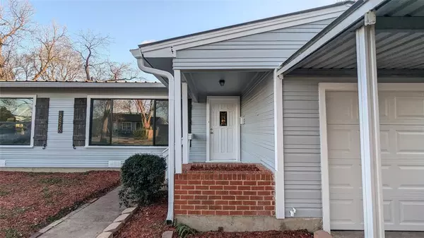 3 bedrooms apartment for rent in Casa View - Ne Dallas, Dallas