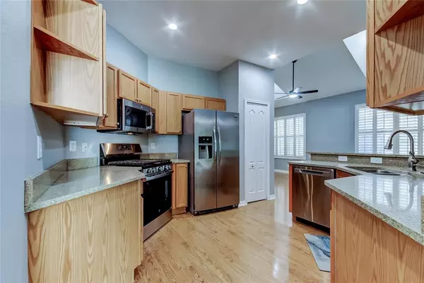 3 bedrooms apartment for rent in Town 'n' Country - West Tampa, Tampa