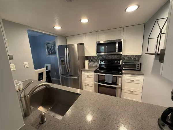 2 bedrooms apartment for rent in Macfarlane Park - West Tampa, Tampa