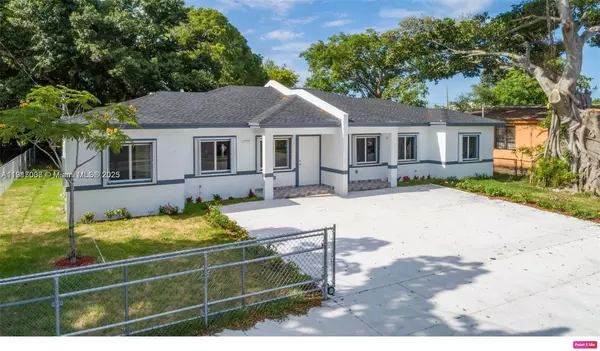 10 bedrooms apartment for rent in Brownsville MIA - Miami Dade, Miami