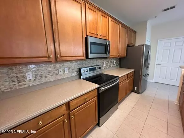 3 bedrooms apartment for rent in Deerwood - Southside, Jacksonville