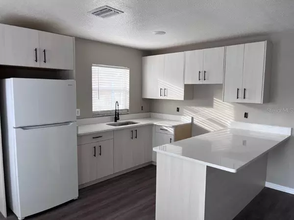 4 bedrooms apartment for rent in Orlovista - West Orlando, Orlando