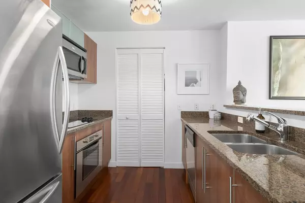 2 bedrooms apartment for rent in Downtown Miami - Miami, Miami