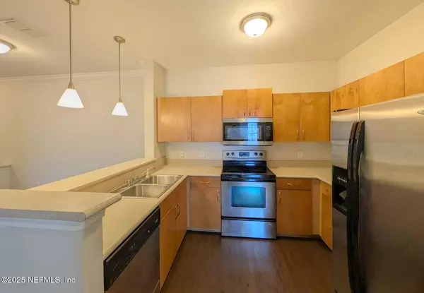 2 bedrooms apartment for rent in Secret Cove - Southside, Jacksonville