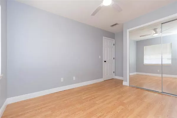 4 bedrooms apartment for rent in Town 'n' Country - West Tampa, Tampa