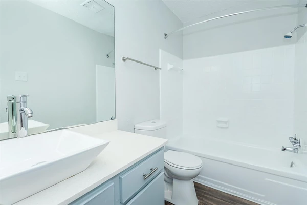 2 bedrooms apartment for rent in Woodlake/ Briar Meadow - West Houston, Houston