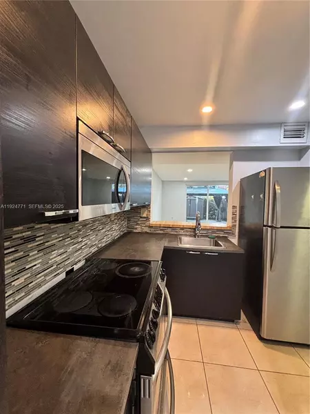 2 bedrooms apartment for rent in Sweetwater - Miami Dade, Miami