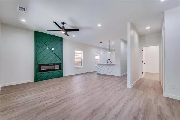 4 bedrooms apartment for rent in Stemmons Corridor - Nw Dallas, Dallas