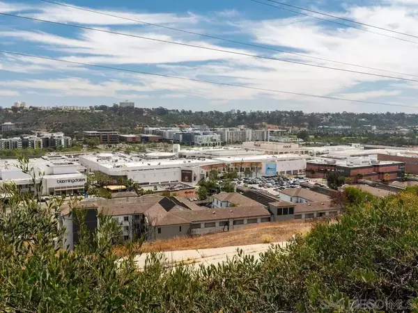 3 bedrooms apartment for rent in Mission Valley - Central SD, San Diego