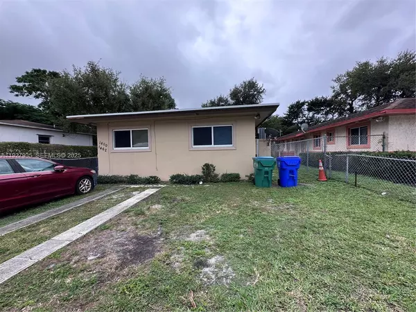 2 bedrooms apartment for rent in Brownsville MIA - Miami Dade, Miami