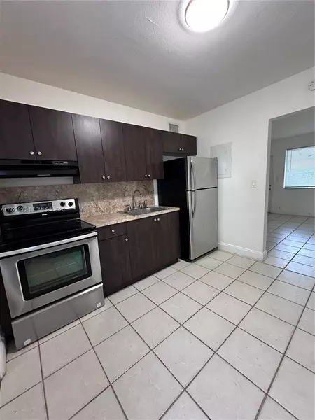 2 bedrooms apartment for rent in Brownsville MIA - Miami Dade, Miami