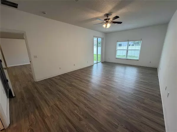 4 bedrooms apartment for rent in Vista East - East Orlando, Orlando