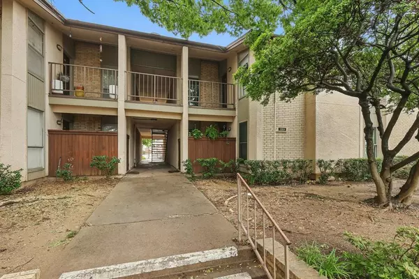 2 bedrooms apartment for rent in Addison - Nw Dallas, Dallas