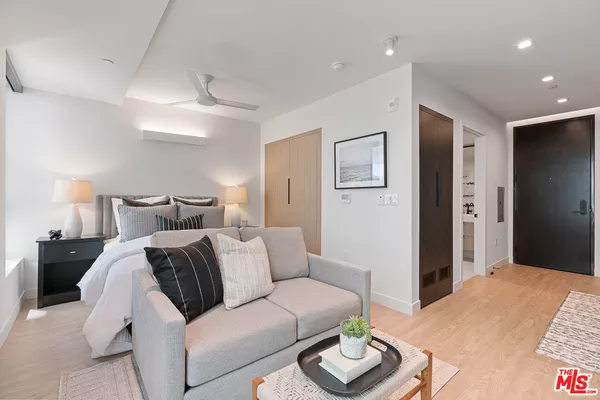 Studio Apartment for rent in Palms - Westside / South Bay, Los Angeles