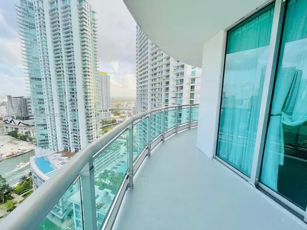 2 bedrooms apartment for rent in Downtown Miami - Miami, Miami