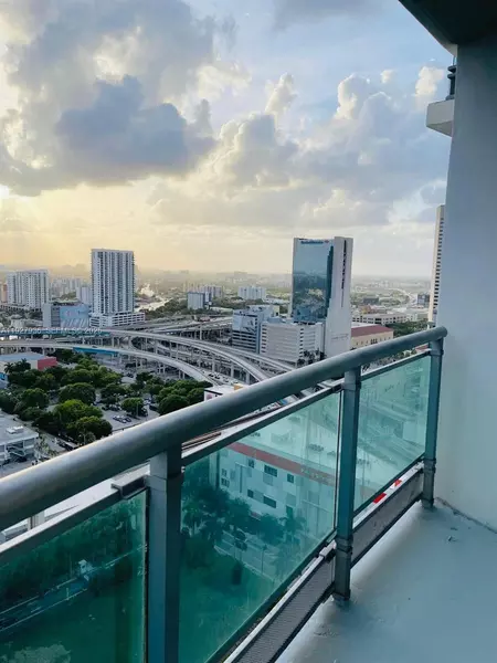 2 bedrooms apartment for rent in Downtown Miami - Miami, Miami