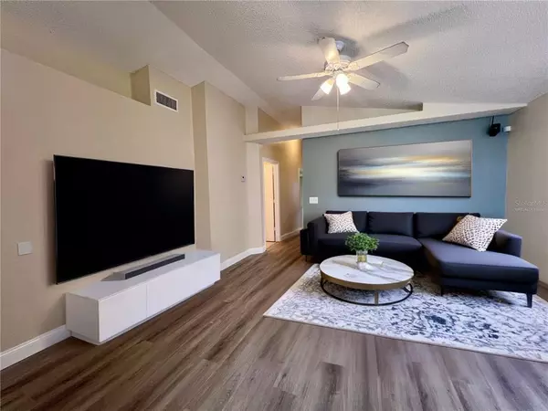 3 bedrooms apartment for rent in Azalea Park - East Orlando, Orlando